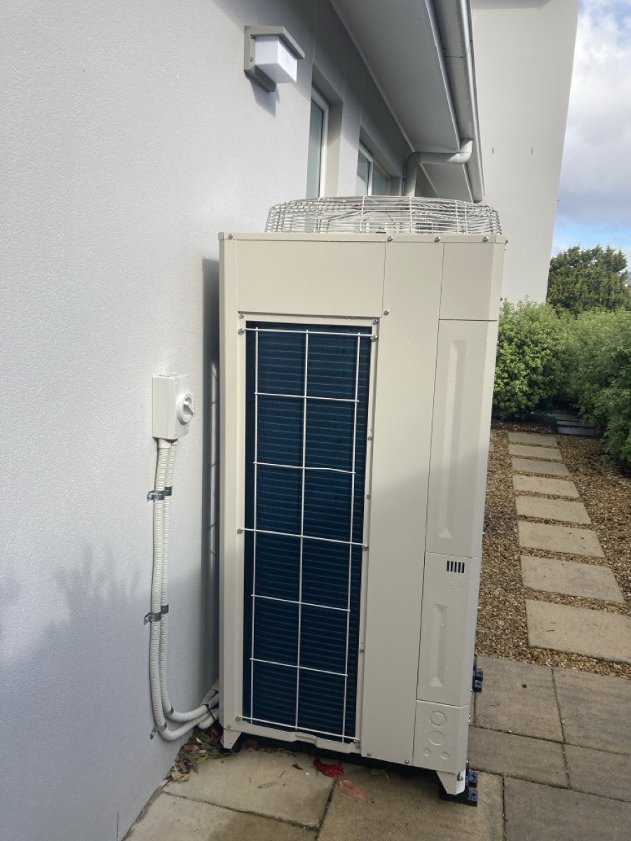 Ducted heating outdoor unit